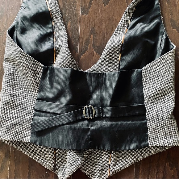 Express Wool Vest - Picture 4 of 6